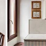 Casa Contarini * Venice