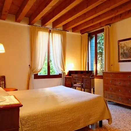 Casa Contarini *