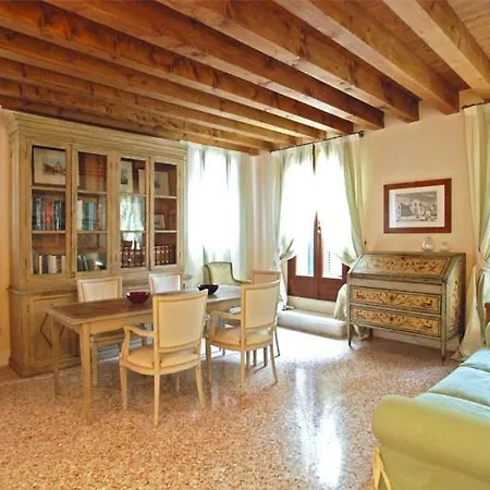 Casa Contarini *